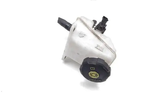 Brake fluid reservoir