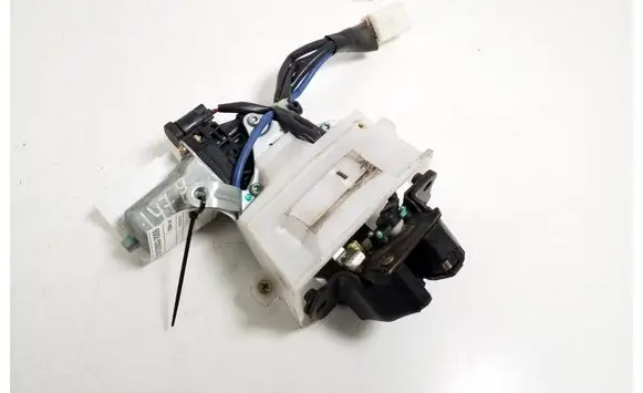 Loading door lock