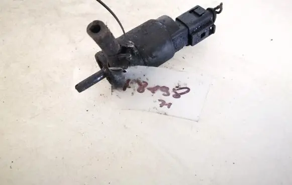 Mercedes-Benz ML W163 Windscreen/windshield washer pump
