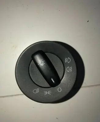 Skoda Octavia Mk2 (1Z) Light switch 1Z0941431