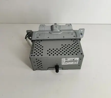 Ford Puma Radio/CD/DVD/GPS head unit M1BT18K810ZAA