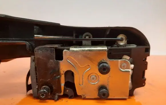 Ford Fiesta Front door lock 2S61-A21978-A