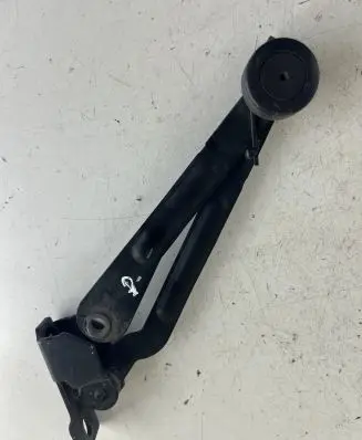 Volvo XC90 Tailgate check strap stopper 8659076