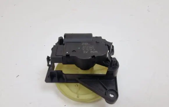 Fiat 500X Air flap motor/actuator A21102100 309389