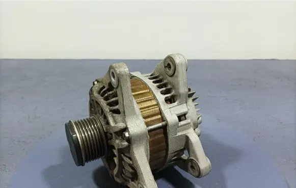 Nissan Qashqai Generator/alternator 231001KA1C