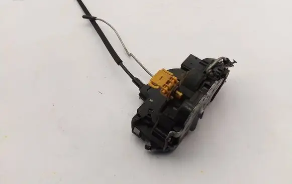 Front door lock