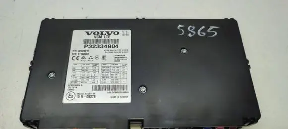 Volvo XC60 Central body control module 32334904