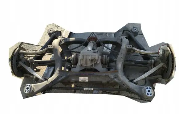 Audi Q7 4L Rear axle beam 