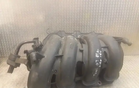 Mini One - Cooper Coupe R56 Intake manifold 7528172