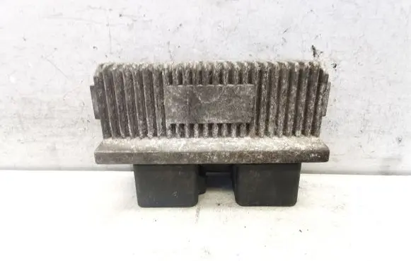 Opel Vectra C Coolant fan relay 