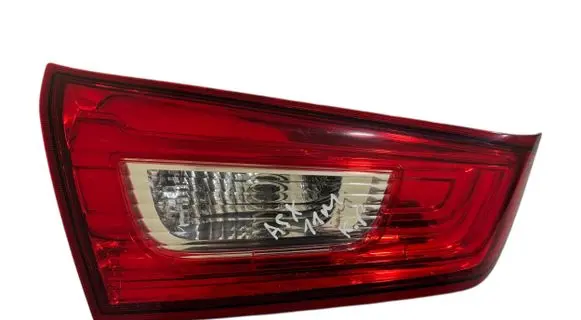 Mitsubishi ASX Tailgate rear/tail lights P9373