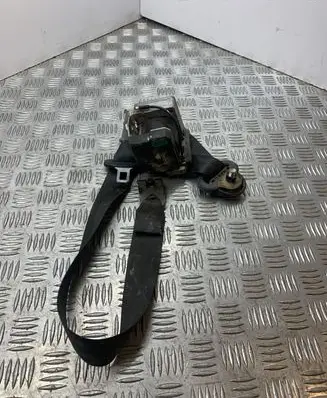Skoda Octavia Mk1 (1U) Front seatbelt 1U4857702C
