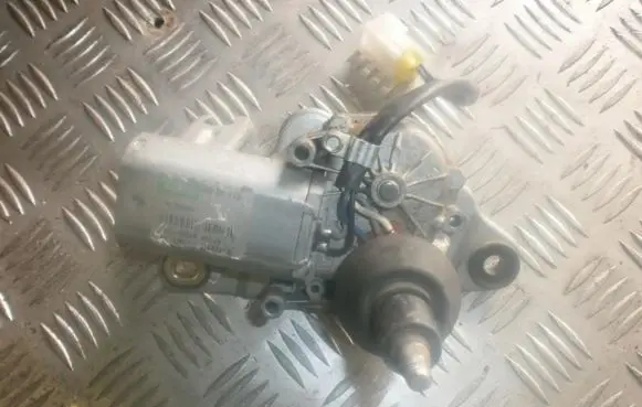 Nissan Primera Rear window wiper motor 54900712