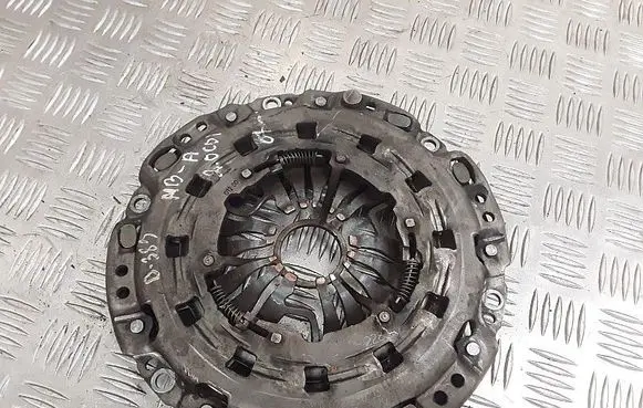 Mercedes-Benz A W169 Pressure plate a0222500301