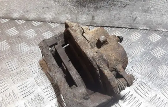 Ford Maverick Front brake caliper