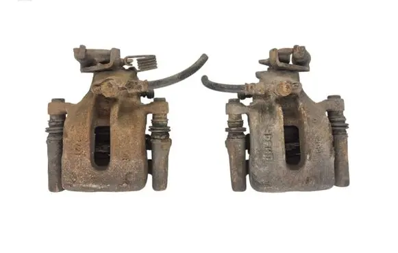 Front brake caliper
