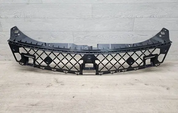 Top upper radiator support slam panel