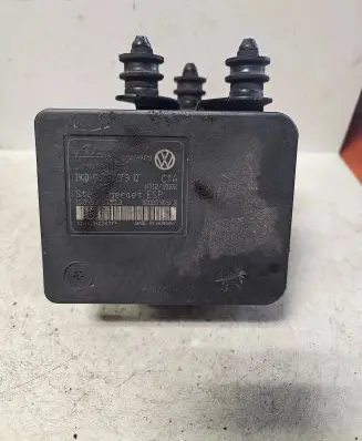 Volkswagen Golf V ABS Pump 1K0907379Q