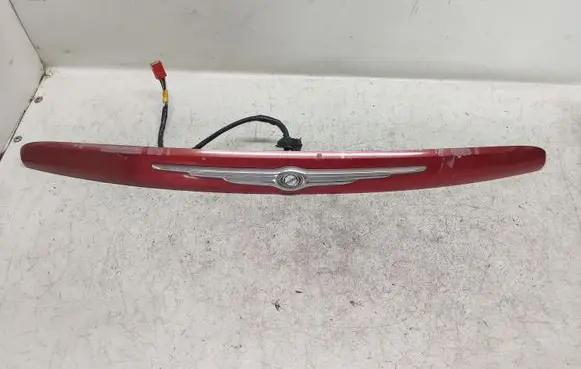 Chrysler Pacifica Trunk door license plate light bar 