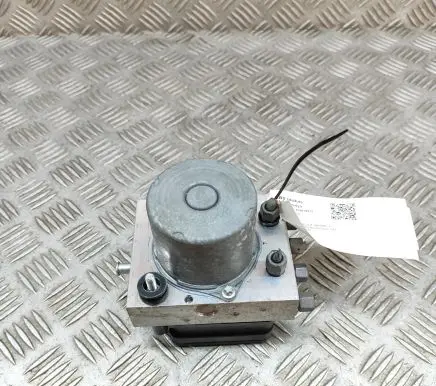 Tesla Model Y ABS Pump 104474510B 0265296451