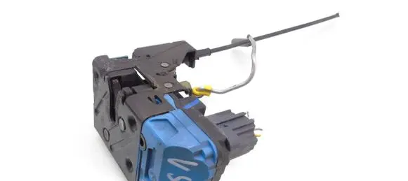 Volvo S80 Front door lock 9485305