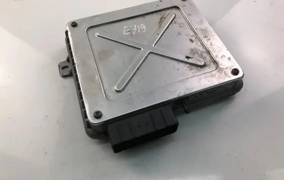Rover 200 XV Engine control unit/module ECU MKC104032