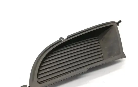 Mitsubishi Lancer Fog light bracket 