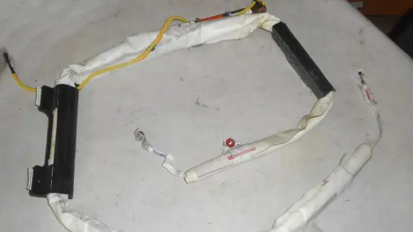 Roof airbag