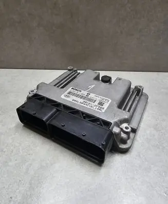 KIA Sportage Engine control unit/module 391012F565 1039S45473 0281017045