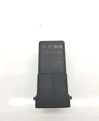 Mitsubishi L200 Glow plug pre-heat relay 0281003069 20160519