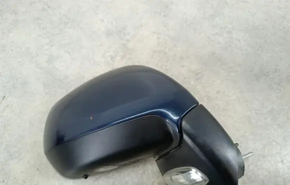 Peugeot 5008 Front door electric wing mirror 