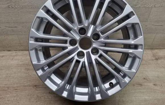 Audi A5 R18 alloy rim 8W0601025EE