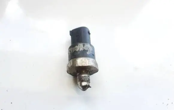 Audi A6 S6 C5 4B ABS brake wheel speed sensor 0265005303