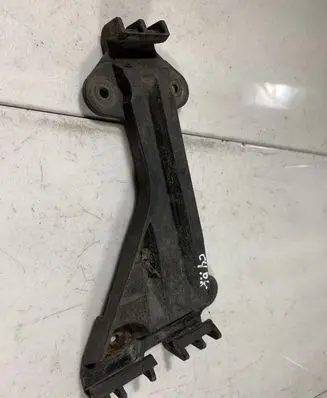 Audi A6 S6 C4 4A Front bumper mounting bracket 4A0807283A