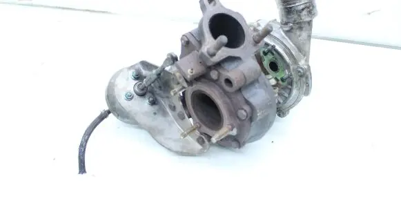 Toyota Corolla Verso AR10 Turbo 172010R011