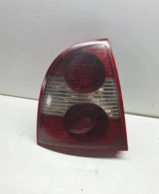 Volkswagen PASSAT B5.5 Rear/tail lights