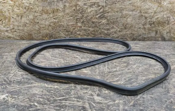 Lexus LS 460 - 600H Trunk rubber seal (body) 