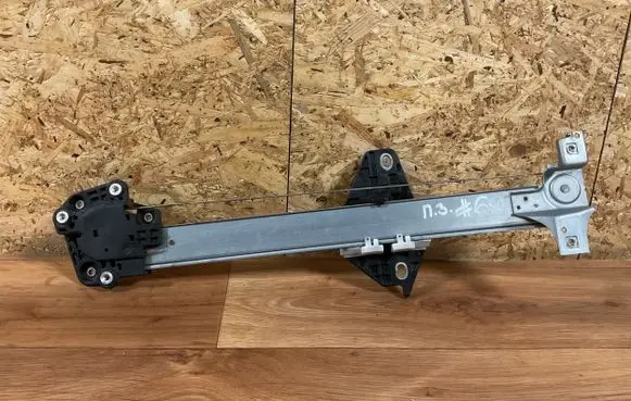 Honda Civic Rear window lifting mechanism without motor 
