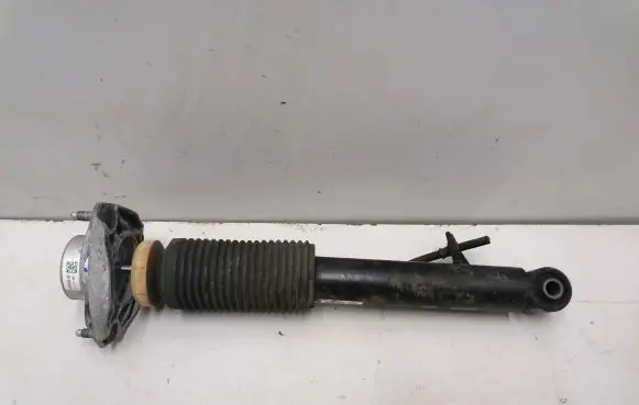 BMW X5 F15 Rear shock absorber/damper 6867864