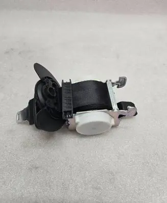 Citroen C5 Aircross Rear seatbelt 33005876