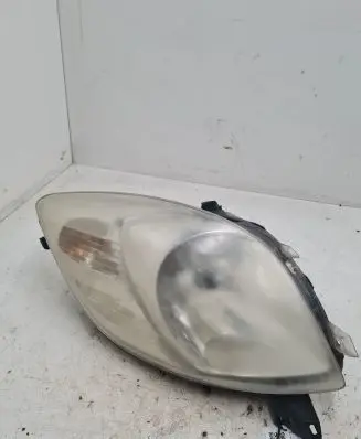 Toyota Yaris Headlight/headlamp 811500D120