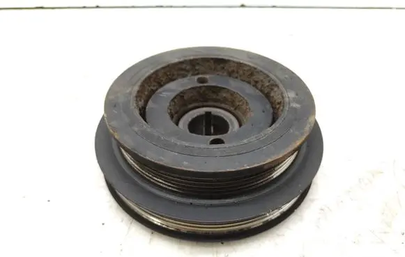 Toyota Avensis T250 Crankshaft pulley