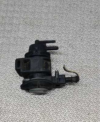 Nissan Qashqai Turbo solenoid valve 8200575400