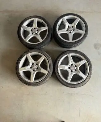 Mercedes-Benz SLK R172 R18 alloy rim A1724012602 A1724012702