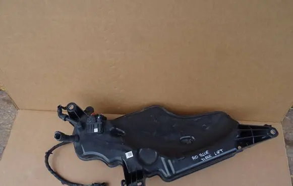 Volkswagen T-Roc AdBlue liquid reservoir 5WA131331