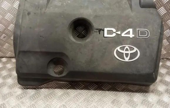 Toyota Corolla Verso AR10 Engine cover (trim)