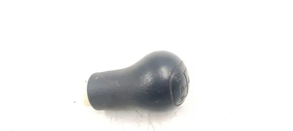 Subaru Impreza I Gear lever shifter trim leather/knob