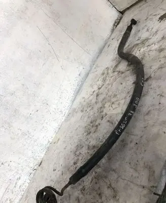 Volkswagen PASSAT B5 Power steering hose/pipe/line