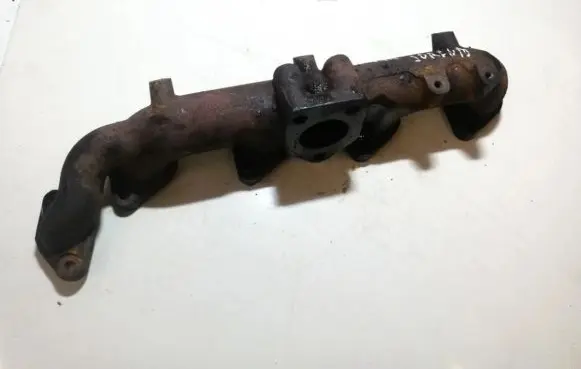 KIA Sorento Exhaust manifold