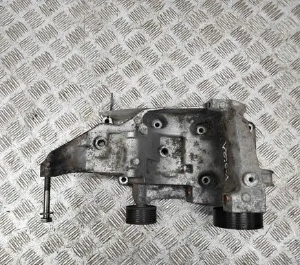 BMW 1 E81 E87 Generator/alternator bracket 7802639